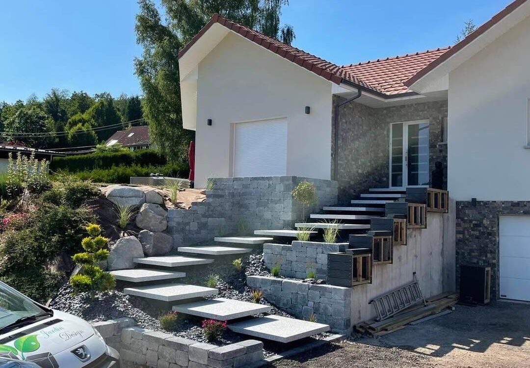 Quel mat&eacute;riau privil&eacute;gier pour un escalier de jardin durable : pierre, b&eacute;ton ou bois ? Rouffach