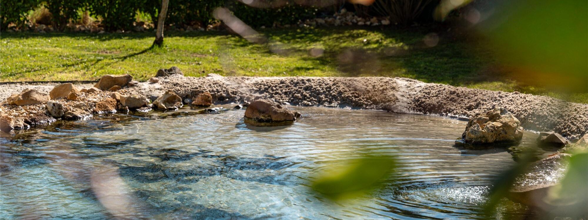 CLAIR LAGON 19 2000X750 | www.jardin-design-68.fr Création de lagon privé Horbourg-Wihr