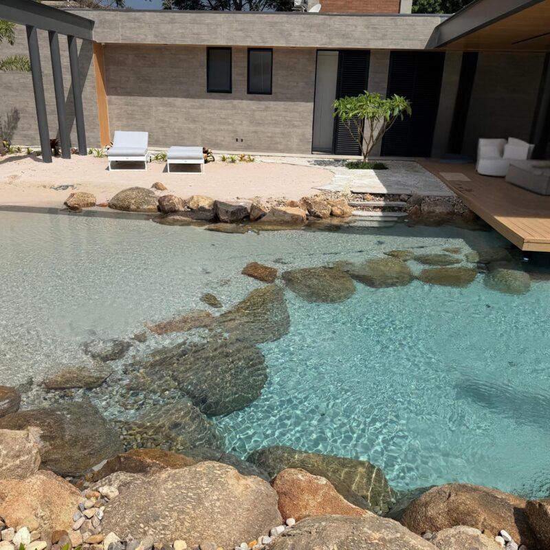 LAGON 3 800X800 | www.jardin-design-68.fr Création de lagon privé La Bresse 13