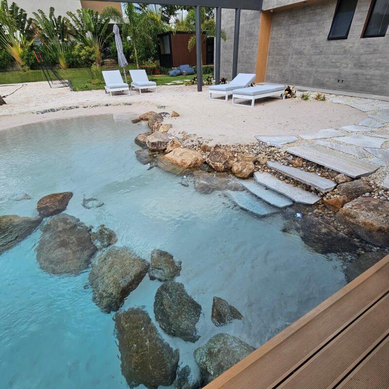 LAGON AVEC ESCALIERS 800X800 | www.jardin-design-68.fr Création de lagon privé Rouffach 14